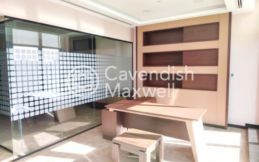 Ready to Move| Fully Fitted | Close to Metro